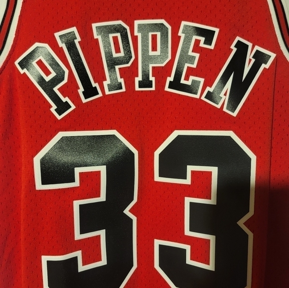 Mitchell & Ness Chicago Bulls Scottie Pippen 1997-98 Swingman Jersey Size Small - Picture 2 of 8